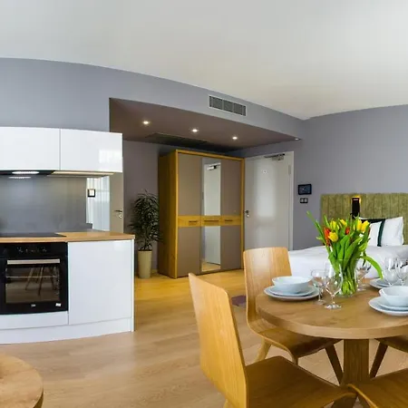 شقة Centrum Klimatyzacja *